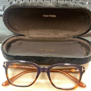 Tom Ford TF-5207 color 083 , New with case and cloth. Demos not included